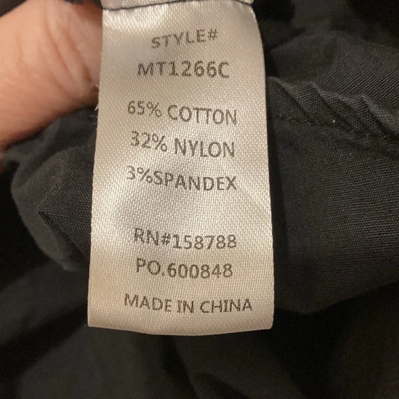 Mable Oversized Poplin
Button Down Shirt -
Black Sz ML - Picture 6 of 7